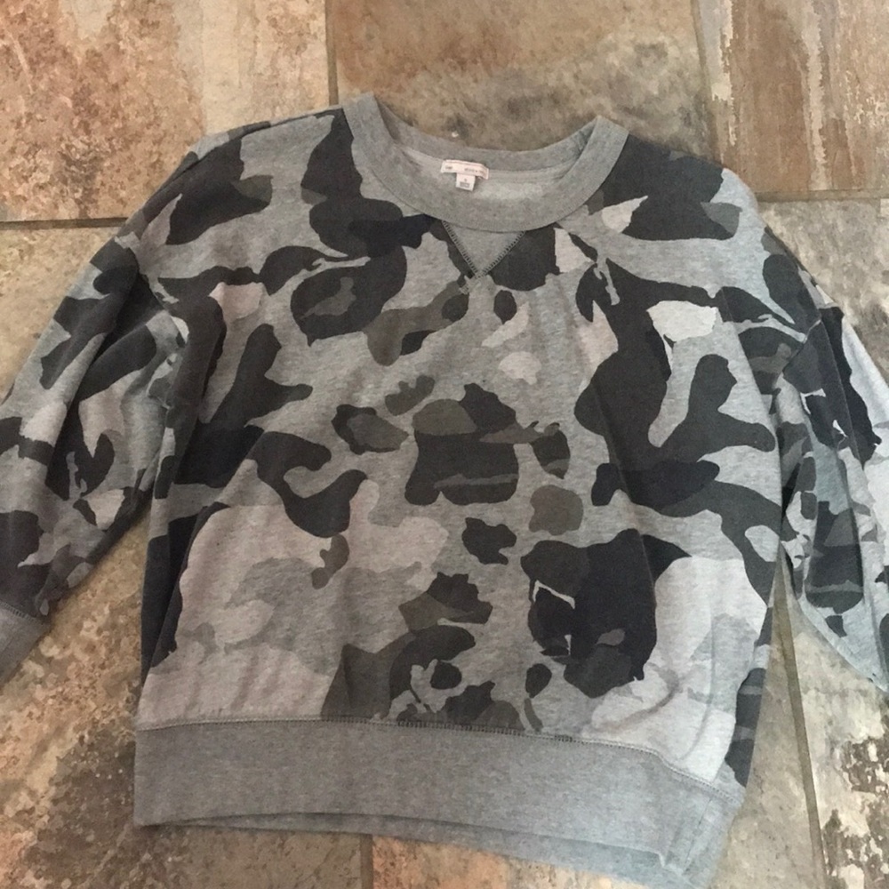 Top - Picture 2 of 4